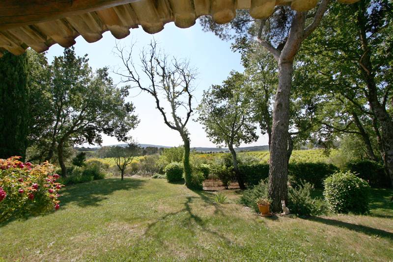 Villa a vendre dans un bel environnement 